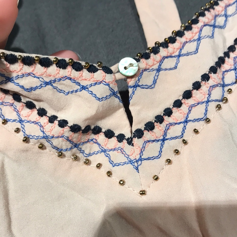 Pale pink beaded tank top - Picture 2 of 5